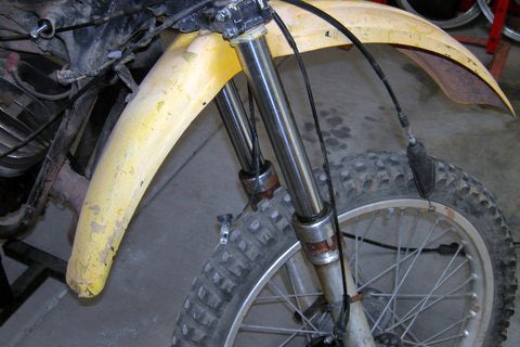The fork tubes were in good shape, with no nicks, scrapes or rust.