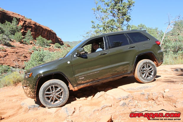 The air suspension in the Grand Cherokee can provide it with 10.7 inches of ground clearance, which is ample for most moderate trails. 