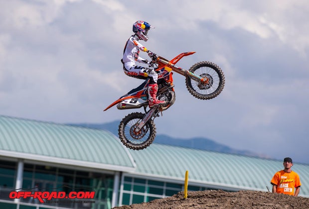 Ryan Dungey finished ahead of Roczen in both races but was unable to make up the 20-point gap Roczen held heading into the final round. 